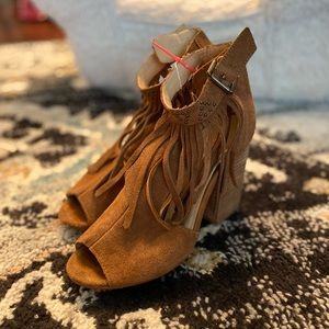 Chinese Laundry Leather Fringe Wood Stacked Heel